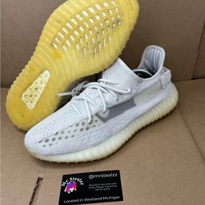 Yeezy 350 v2 Bone
